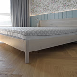 Dubová postel Schwechat.