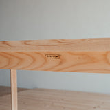 Manier dining table.