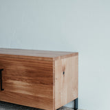 Hoch oak shelf.