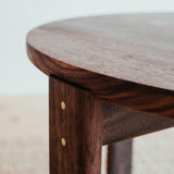 Round walnut coffee table Ritual. 